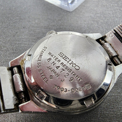 VTG Seiko SQ Watch Women Two Tone Silver Dial Daydate 24mm Round 7903-0029 Runs