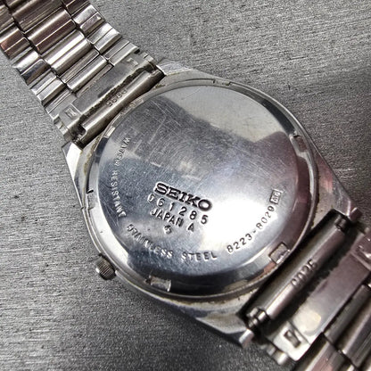 Seiko SQ Watch Men 35mm White Dial Silver Daydate Round 8223-8029 Chevron NewBat10