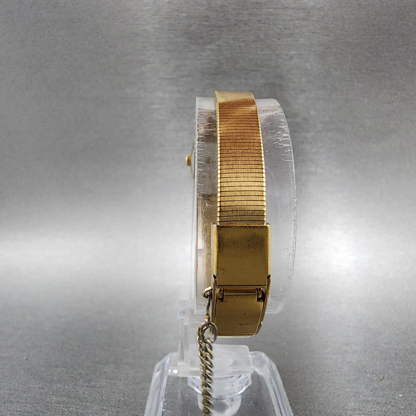 Seiko Watch Women 16mm Black Dial Gold Tone 2c205559 New Battery7
