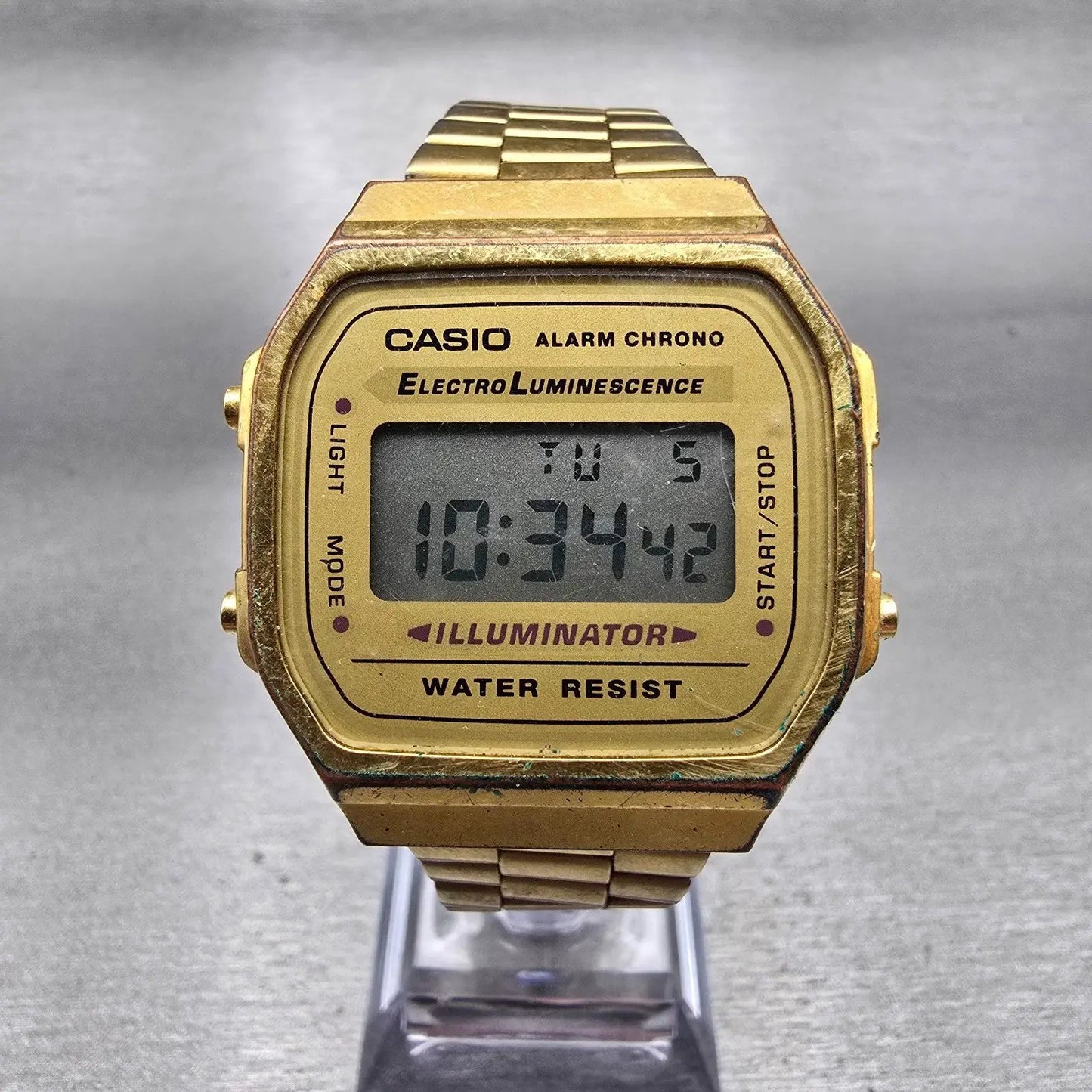 Casio Illuminator A168 Watch Men 35mm Gold Dial Gold Tone Chrono Alarm New Batt0