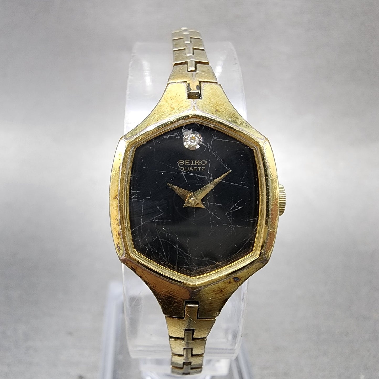 Seiko Watch Women 18mm Black Dial Gold Tone Hexagon 14005319 New Battery0