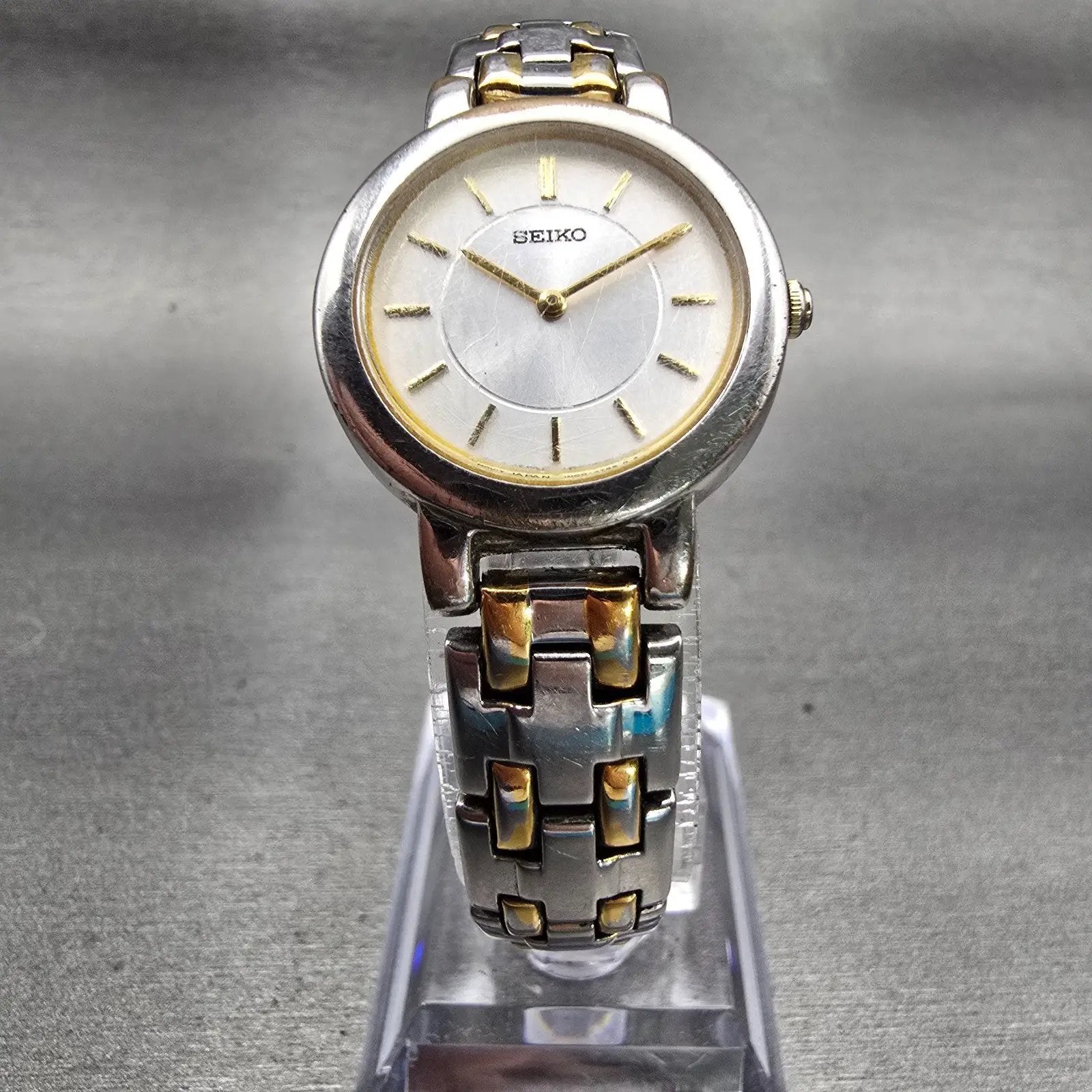Seiko Watch Women 24mm Silver Dial Silver Tone Round 1N00-1E19 New Battery VTG5