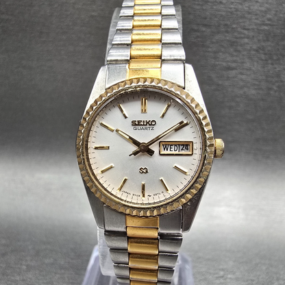 Seiko SQ Watch Women 23mm Silver Dial Two Tone Daydate Round 3Y03-0169 NewBat JP0