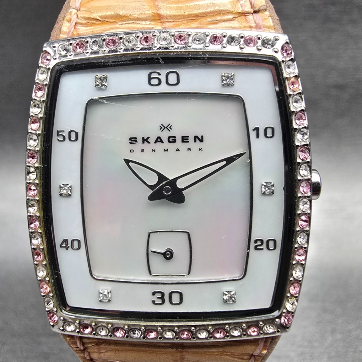 Skagen Watch Women 27mm MOP Dial Silver Tone Gemmed 384SSLP8A New Battery1