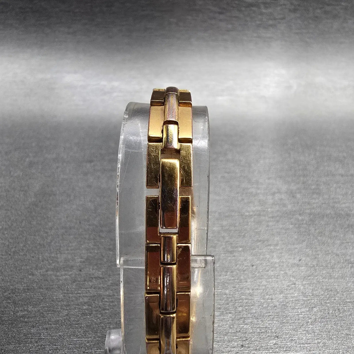 Seiko Tank Watch Women 13mm Gold Dial Gold Rectangle 2E20-7479 New Battery 564567