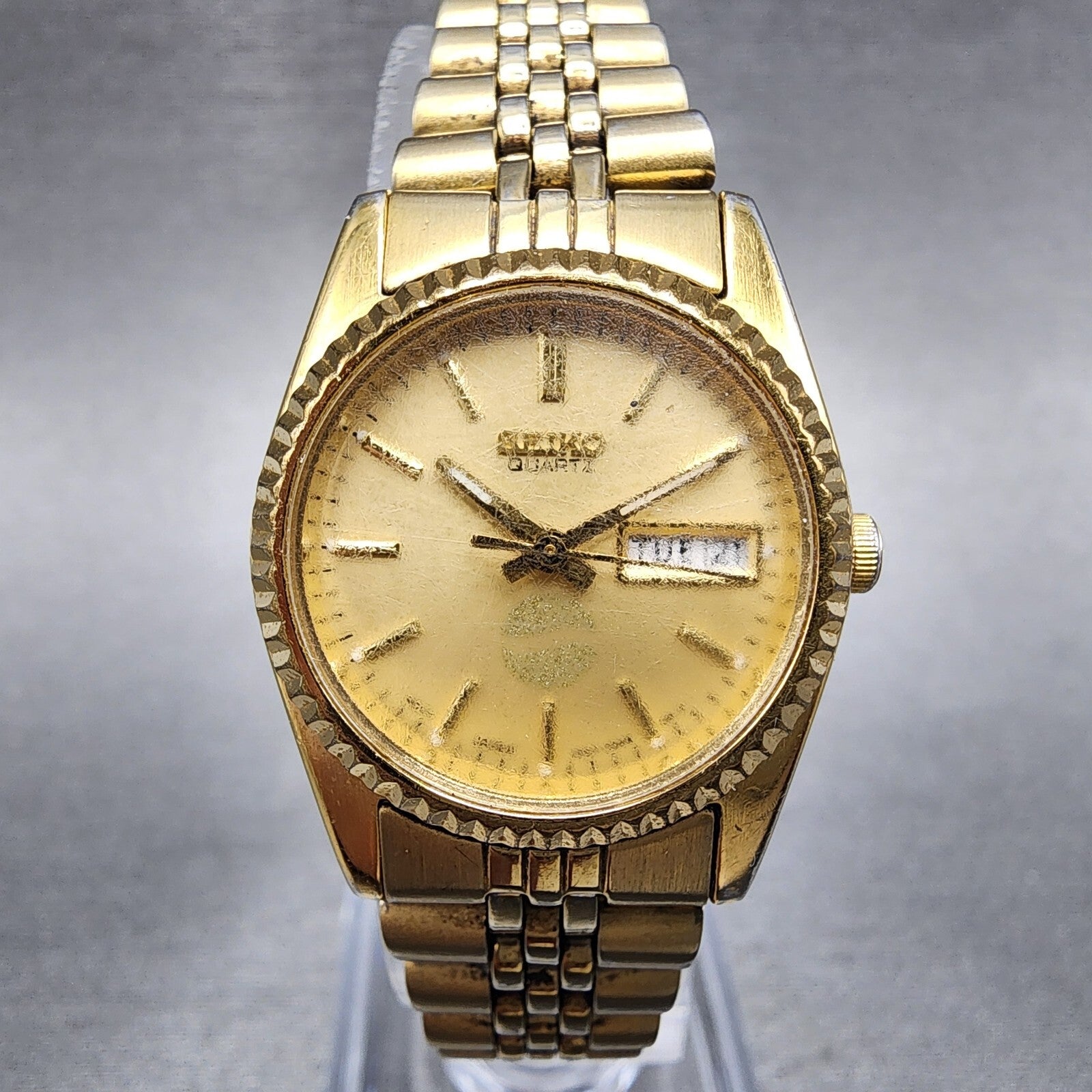 Seiko Watch Women 24mm Gold Dial Gold Tone Daydate Round 7N830041 New Battery0