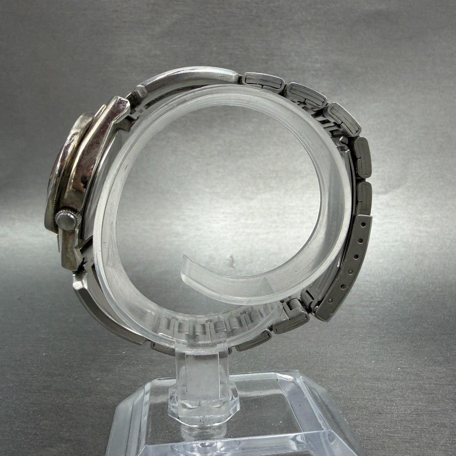 Seiko ALBA AKA Watch Women 33mm Red Dial Silver Tone Date V782-5A40 New Battery6