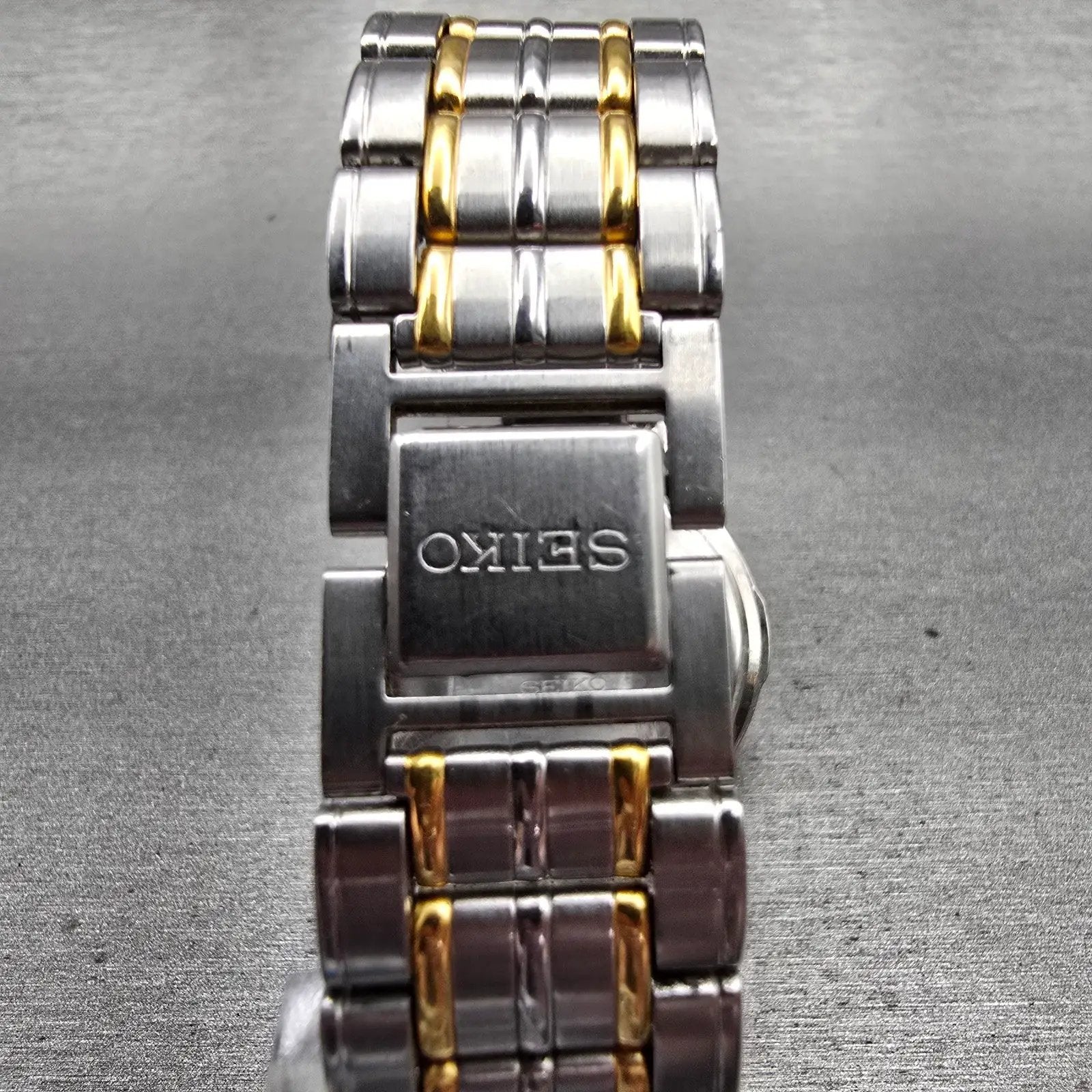 Seiko Watch Men 34mm Silver Dial Two Tone Round V701-2F40 New Battery Vintage7