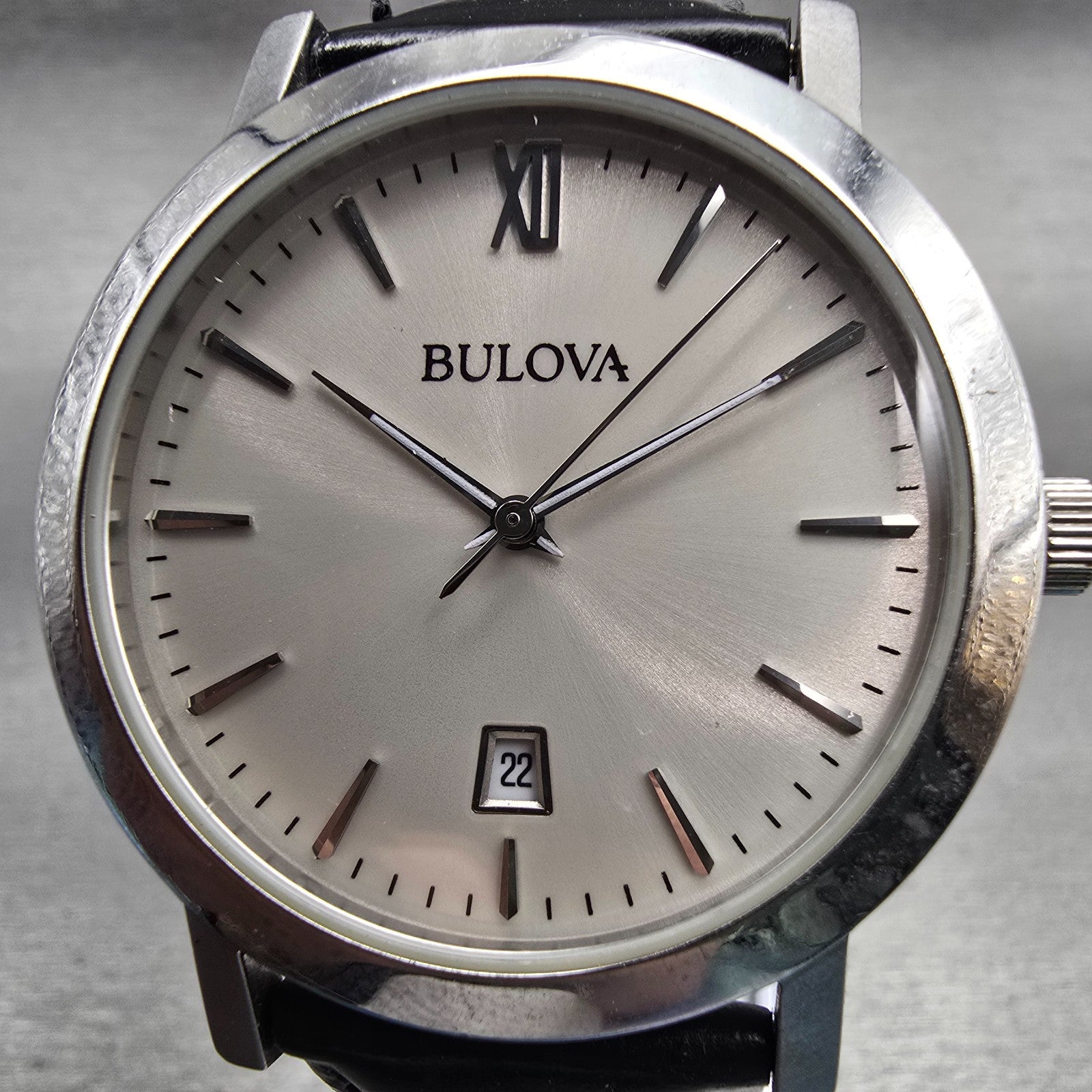 Bulova Watch Men 37mm Silver Dial Silver Tone Date Round 96B217 New Battery1