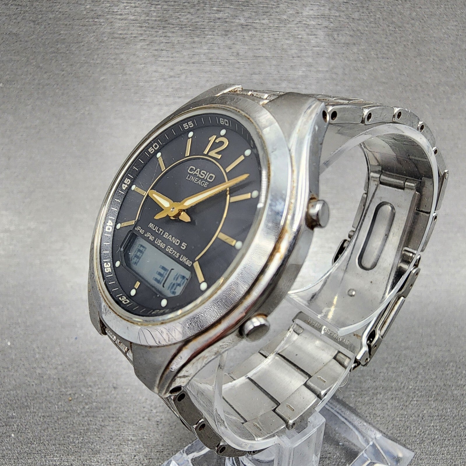 Casio Lineage Watch Men 38mm Gray Dial Steel Analog Digital Solar LCWM200 Works3