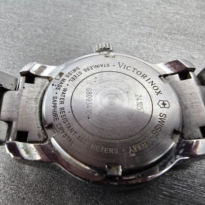 Victorinox Swiss Army Vivante Watch Women 28mm Silver Dial Steel Date New Batt9
