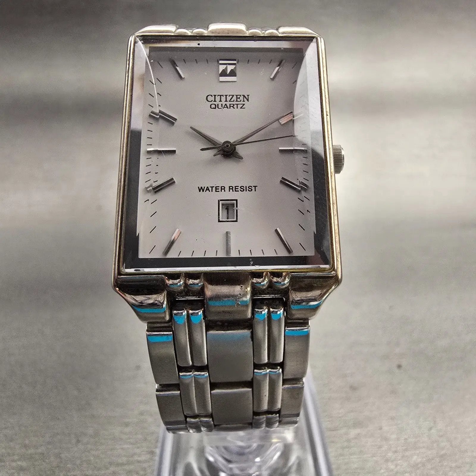 Citizen Watch Men 24mm White Dial Silver Tone Date Rectangle 1020-R30436 New Bat5