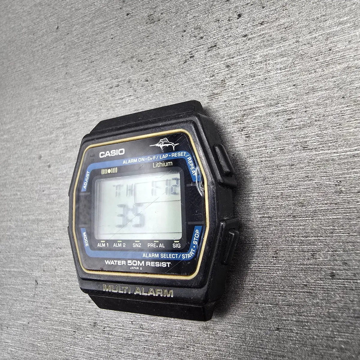Casio W-25 Digital Watch Men 35mm Black Dial Chronograph Alarm New Battery3