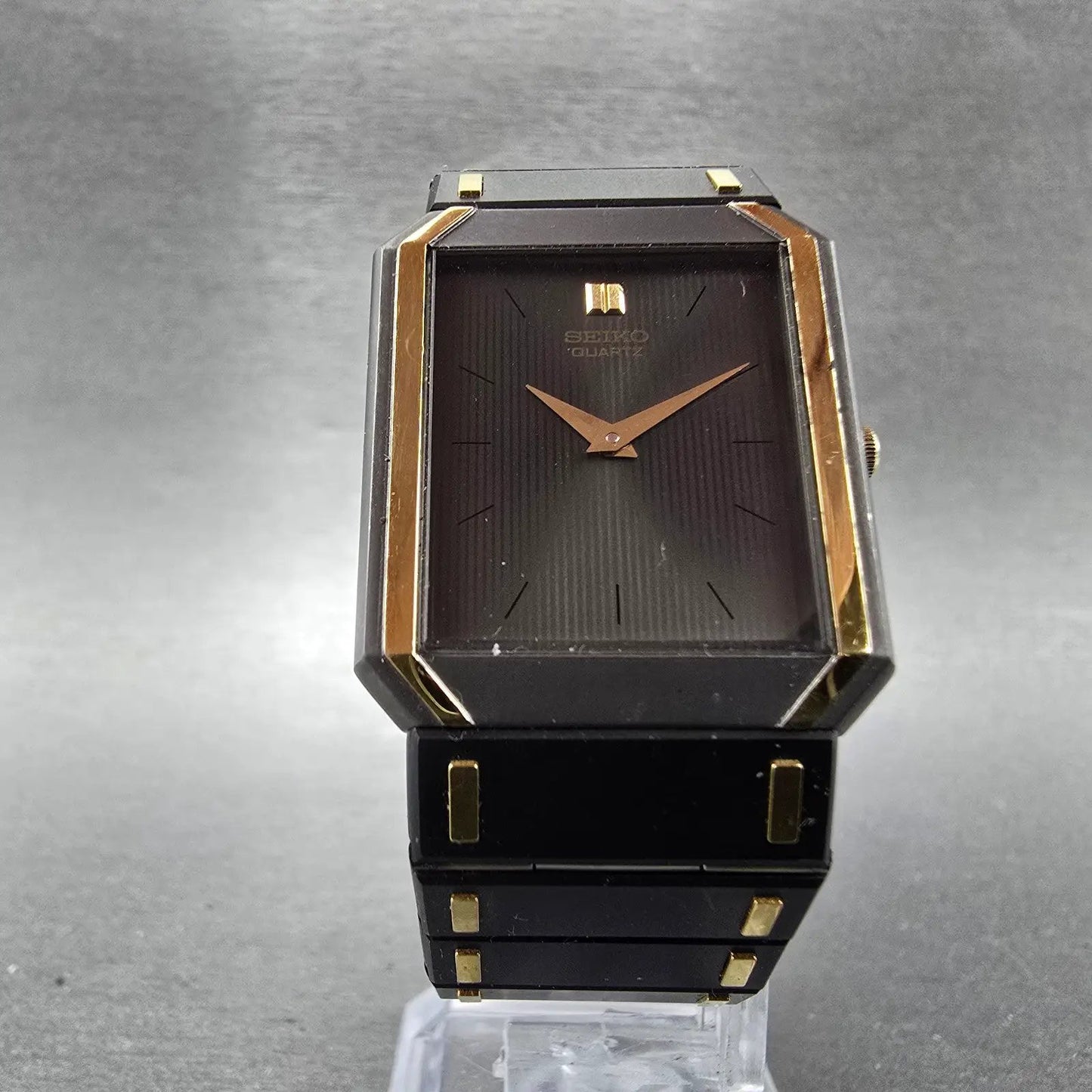 Seiko Tank Watch Men 26mm Black Dial Black & Gold Tone Rectangle 7430-5470 PARTS6