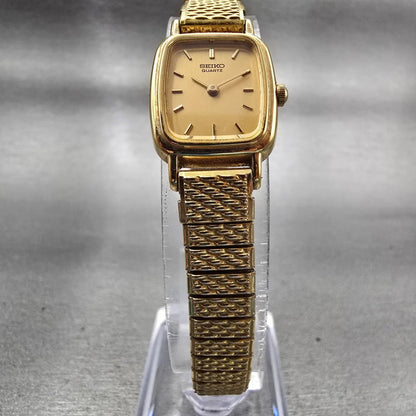 Seiko Watch Women 17mm Gold Dial Gold Tone Rectangle 1N00-5K29 New Battery VTG F5