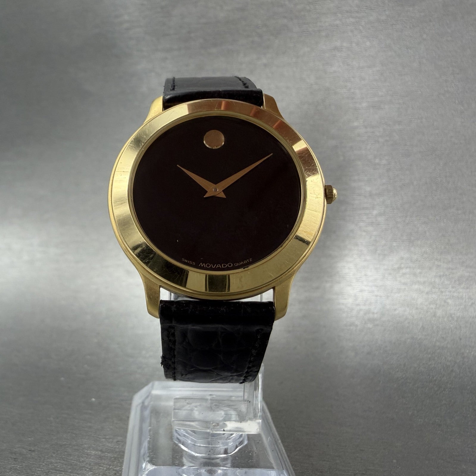 Movado Museum Watch Men 35mm Black Dial Gold Tone Round 87E40844 New Battery A5