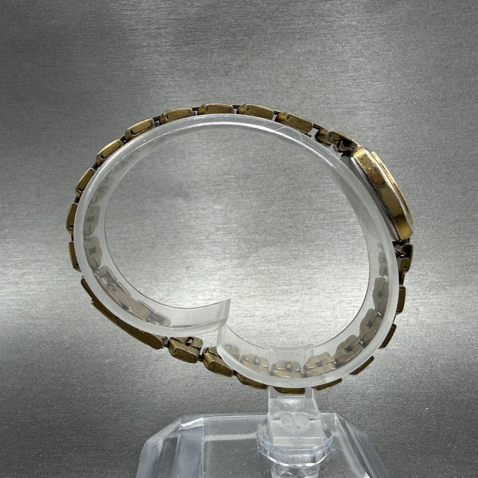 Citizen Watch Women 17mm Champagne Dial Gold Tone Oval 3220S41207 New battery8
