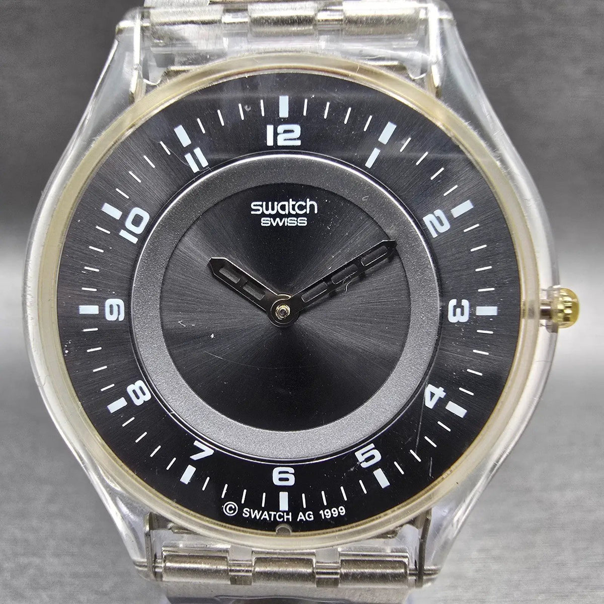Swatch Skin Simple Like Watch Women 34MM Black Dial Clear Case SFK111G New Batt1