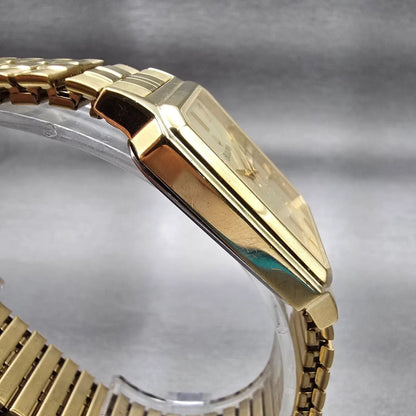 Bulova Watch Men 29mm Gold Dial Gold Tone Daydate Rectangle 97C28 New Battery3