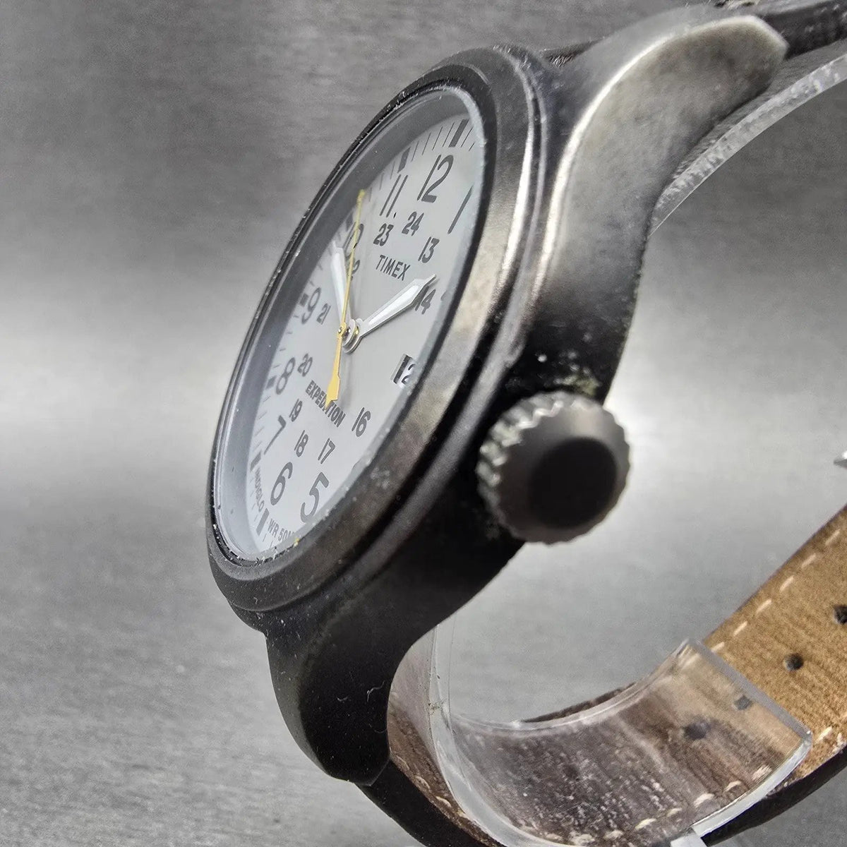 Timex Expedition Scout Watch Men 40mm Gray Dial Black Date Round New Battery2