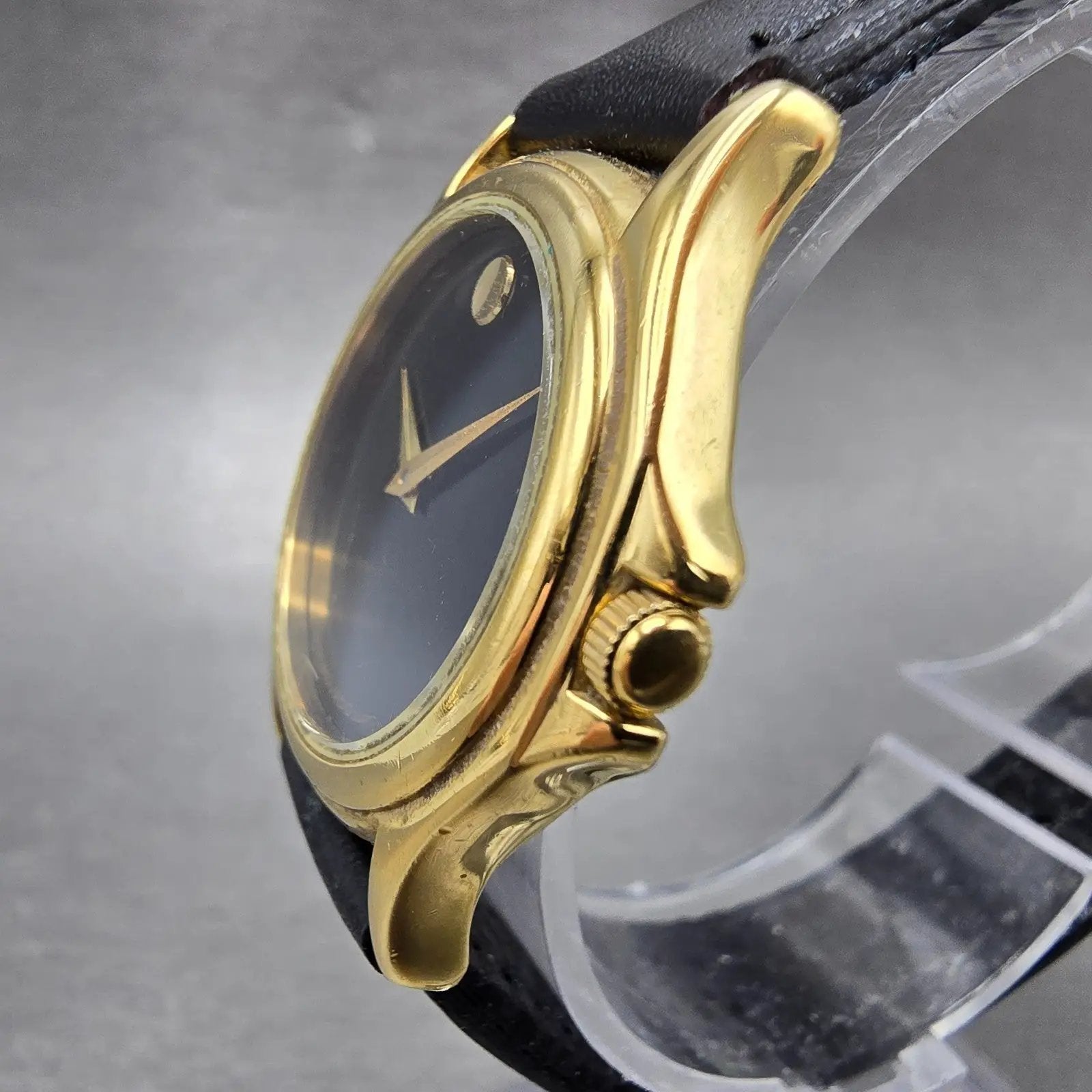 Movado Museum Watch Women 28mm Black Dial Gold Tone Round 87 E4 0823 New Battery2