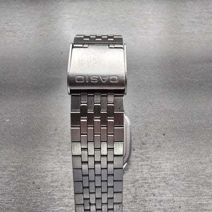 Casio Watch Men 32mm Silver Dial Silver Tone Rectangle MQ-300 New Battery VTG7