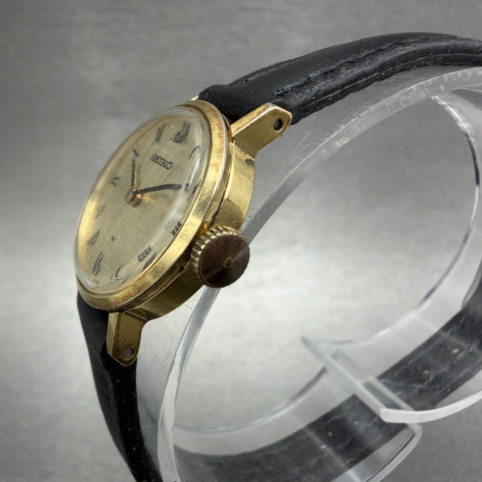 Seiko Watch Women 20mm Champagne Dial Gold Tone Round Manual 111290 Runs2