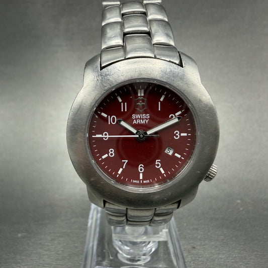 Victorinox Swiss Army V7 Watch Women 31mm Red Dial Steel Date Round New Battery0