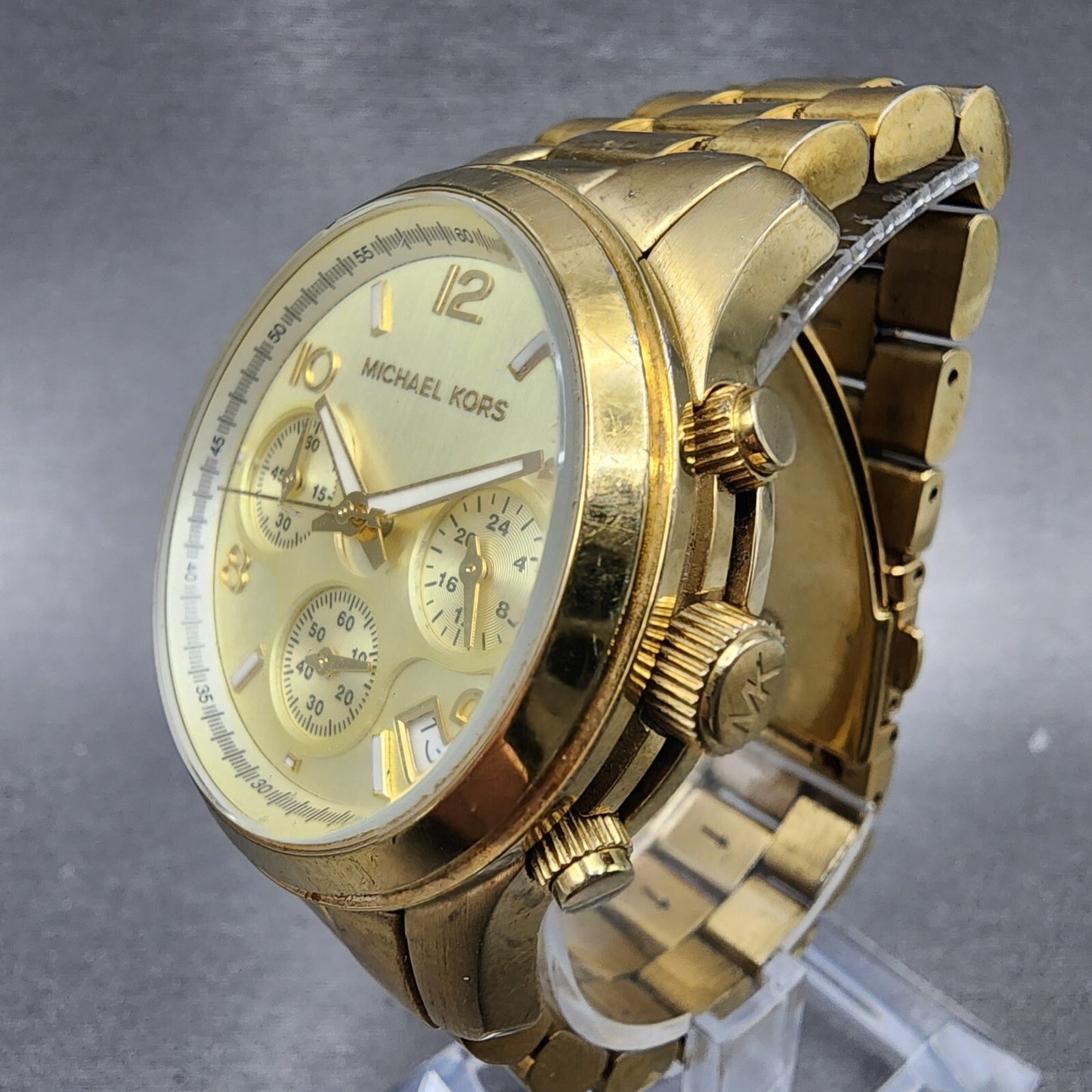 Michael Kors Runway Chronograph Watch Women 38mm Champagne Dial Gold Tone NewBat2