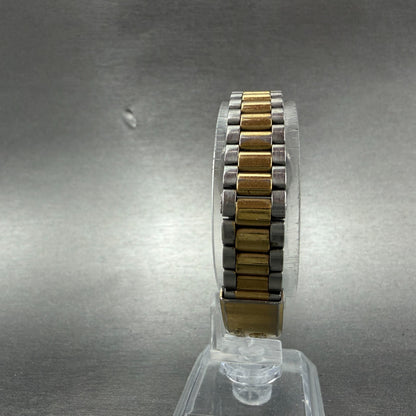 Seiko SQ Watch Women 25mm Silver Dial Two Tone Daydate Round 2A23-0039 NewBat 987