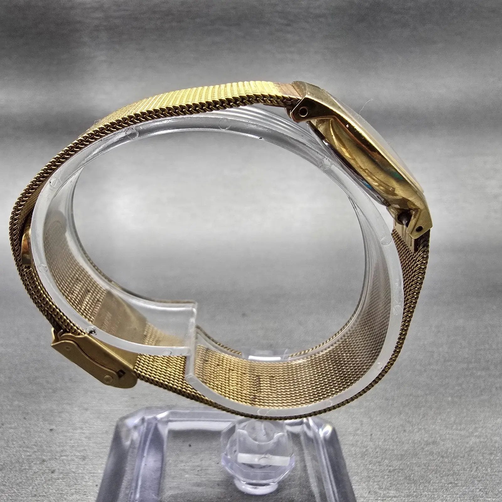 Skagen Denmark Watch Women 24mm MOP Dial Gold Tone Round 233XSGG New Battery8
