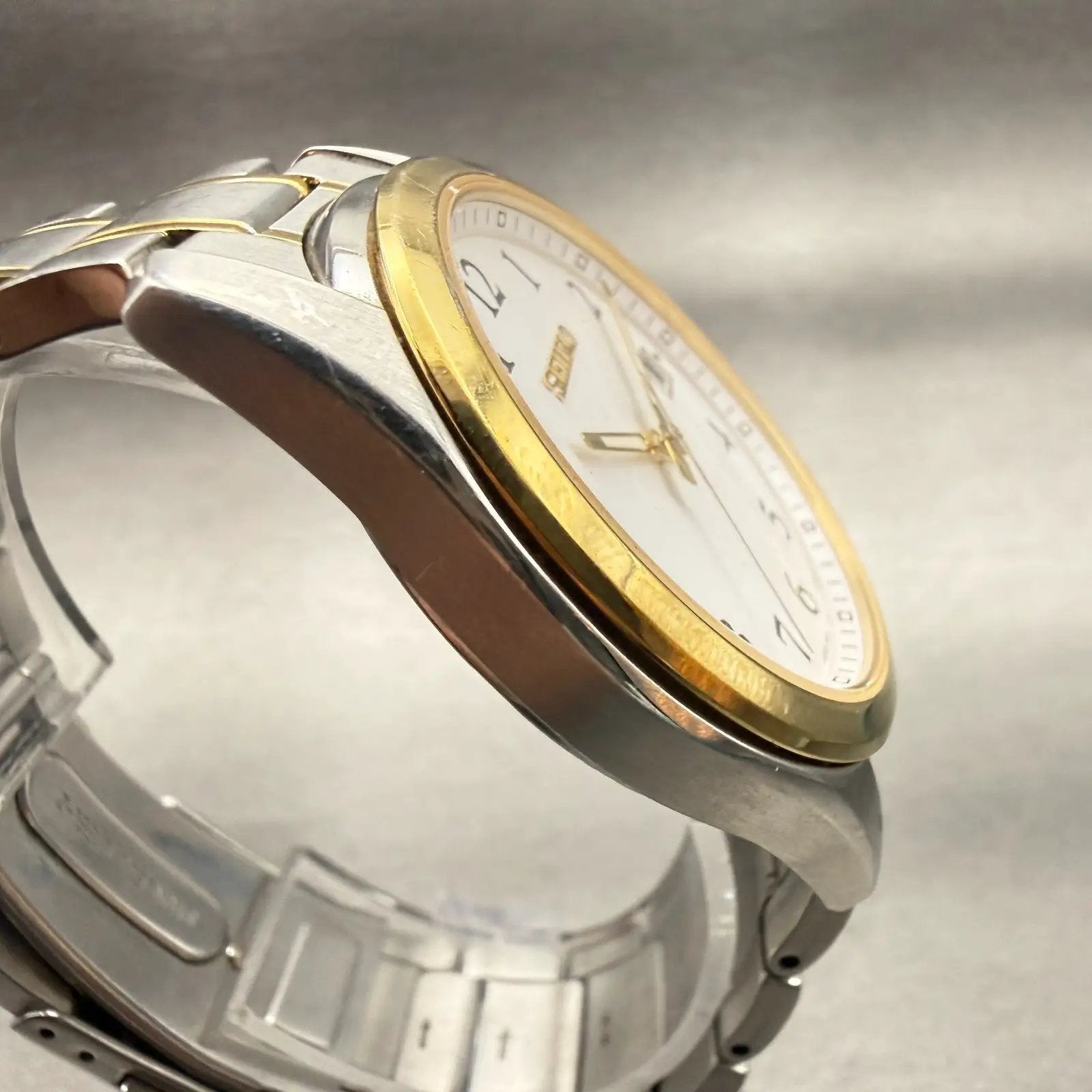 Seiko Watch Men 40mm White Dial Two Tone Date Round 6N52-00F0 New Battery VTG3