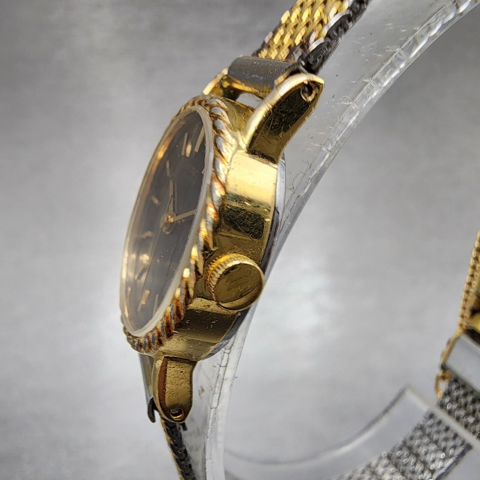 Seiko Watch Women 19mm Brown Dial Gold Tone 14215510 New Battery2