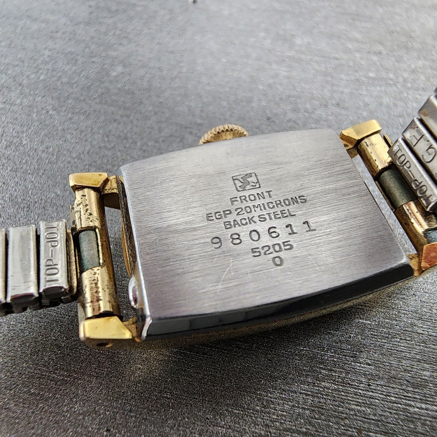 Seiko Femi Laurel Tank Watch Women 16mm White Dial Gold Plated Manual Wind Runs9