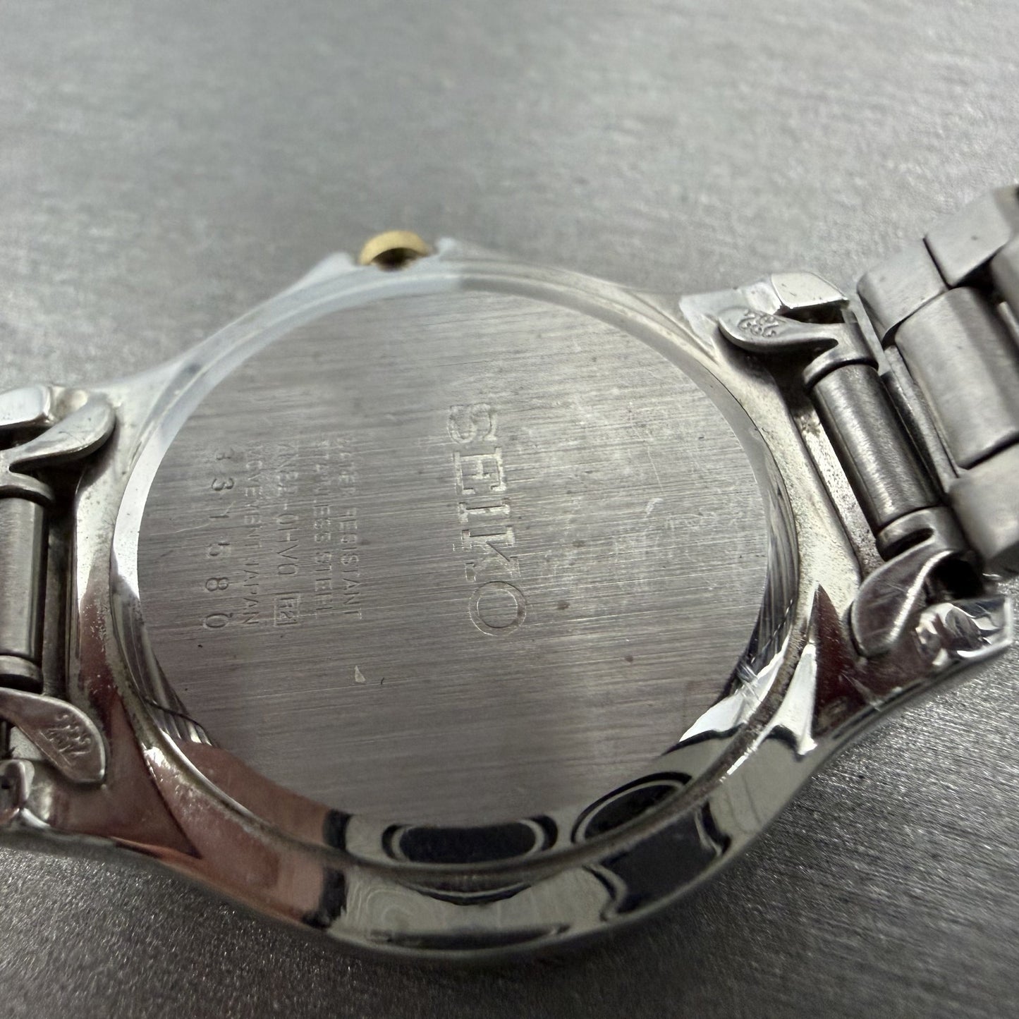 Seiko Watch Women 30mm MOP Dial Two Tone Date 7N820HV0 New Battery9