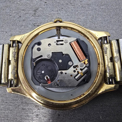 Seiko 5Y23A Quartz Movement Works Daydate W/Case And Hands Vintage0