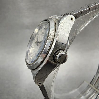 Seiko Automatic Watch Women 27mm Silver Dial Silver Tone Daydate 27060370 Runs2