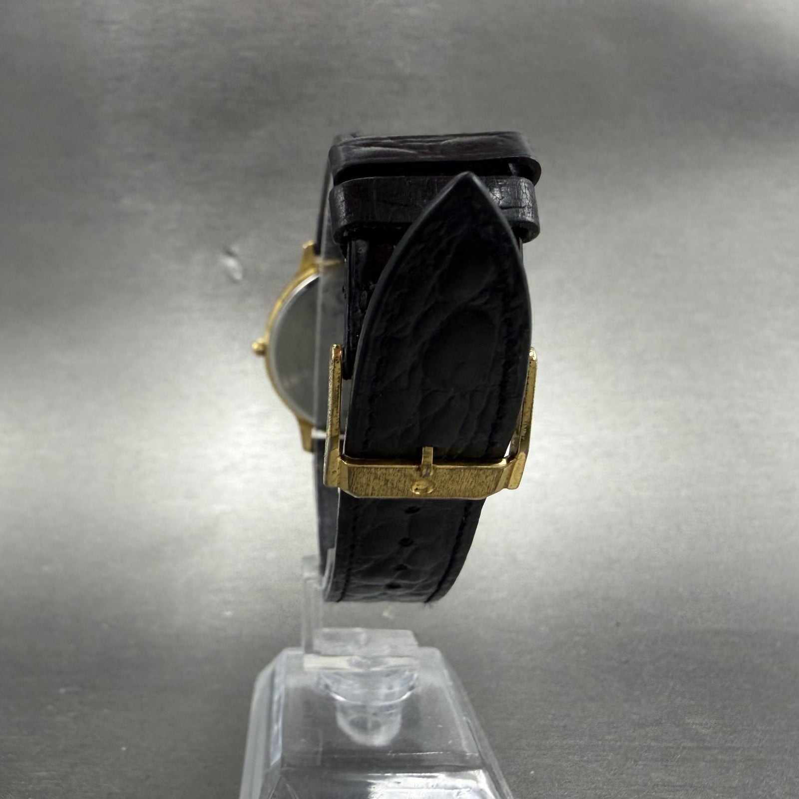 Movado Museum Watch Men 34mm Black Dial Gold Tone Round 87-D1-844 New Battery9