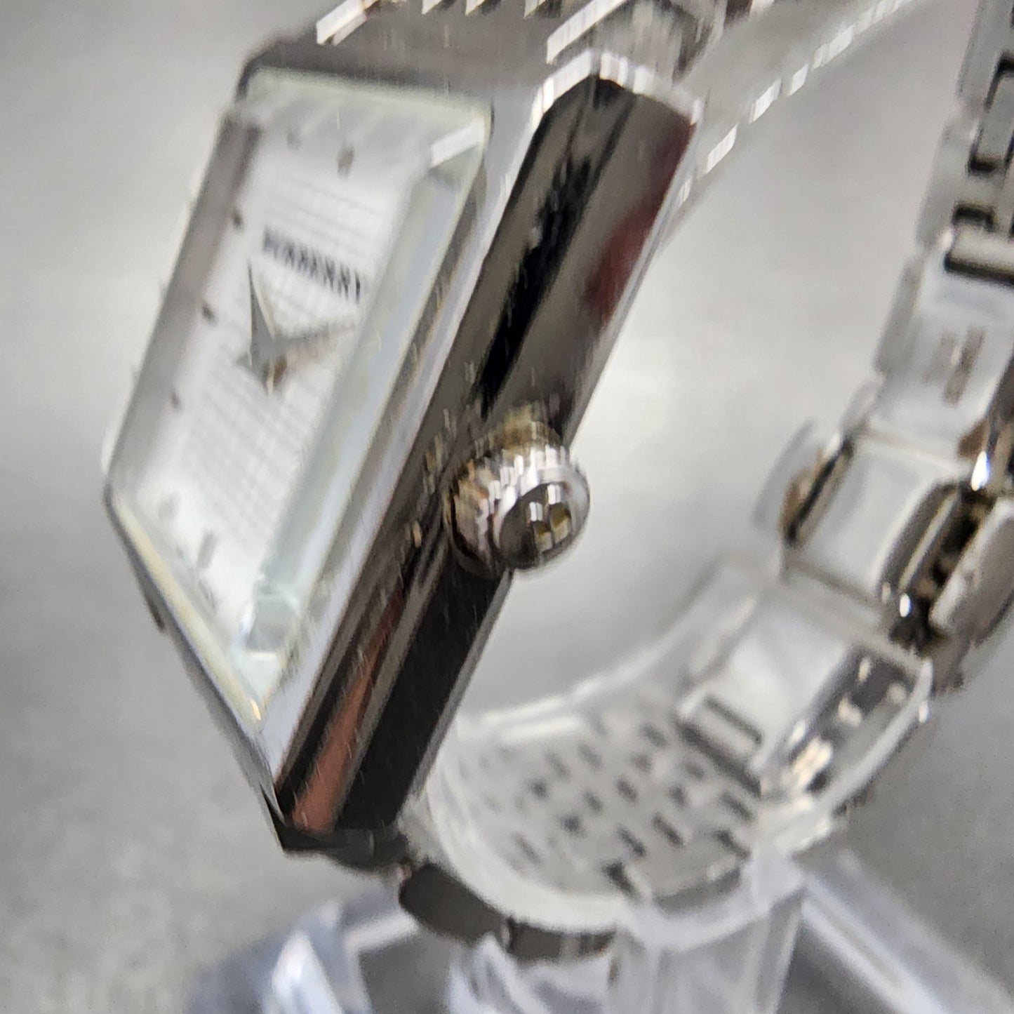 Burberry The City Tank Watch Women 24mm White Dial Steel Rectangle New Battery