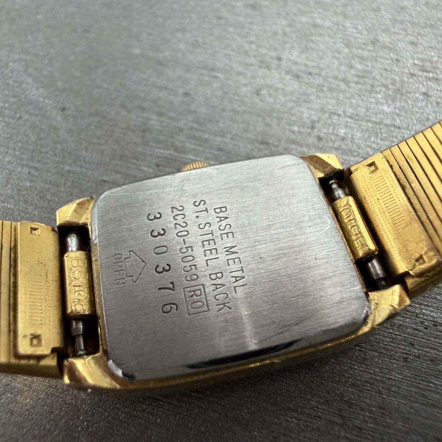 Seiko Tank Watch Women 16mm Champagne Dial Gold Tone 2C20-5059 New Battery9