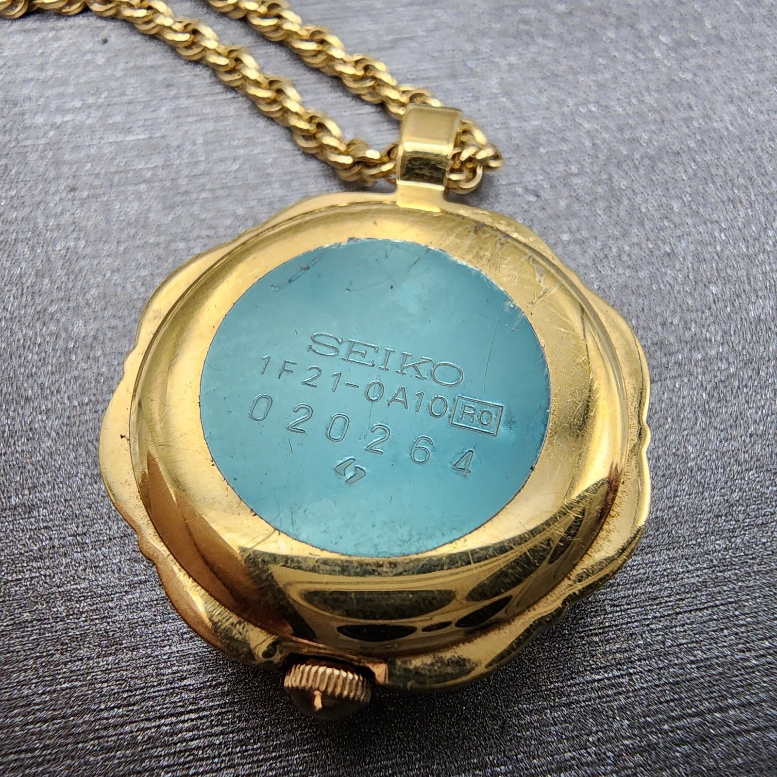 Seiko Necklace Watch Women 21mm Champagne Dial Gold Tone 1f210a10 New Battery6