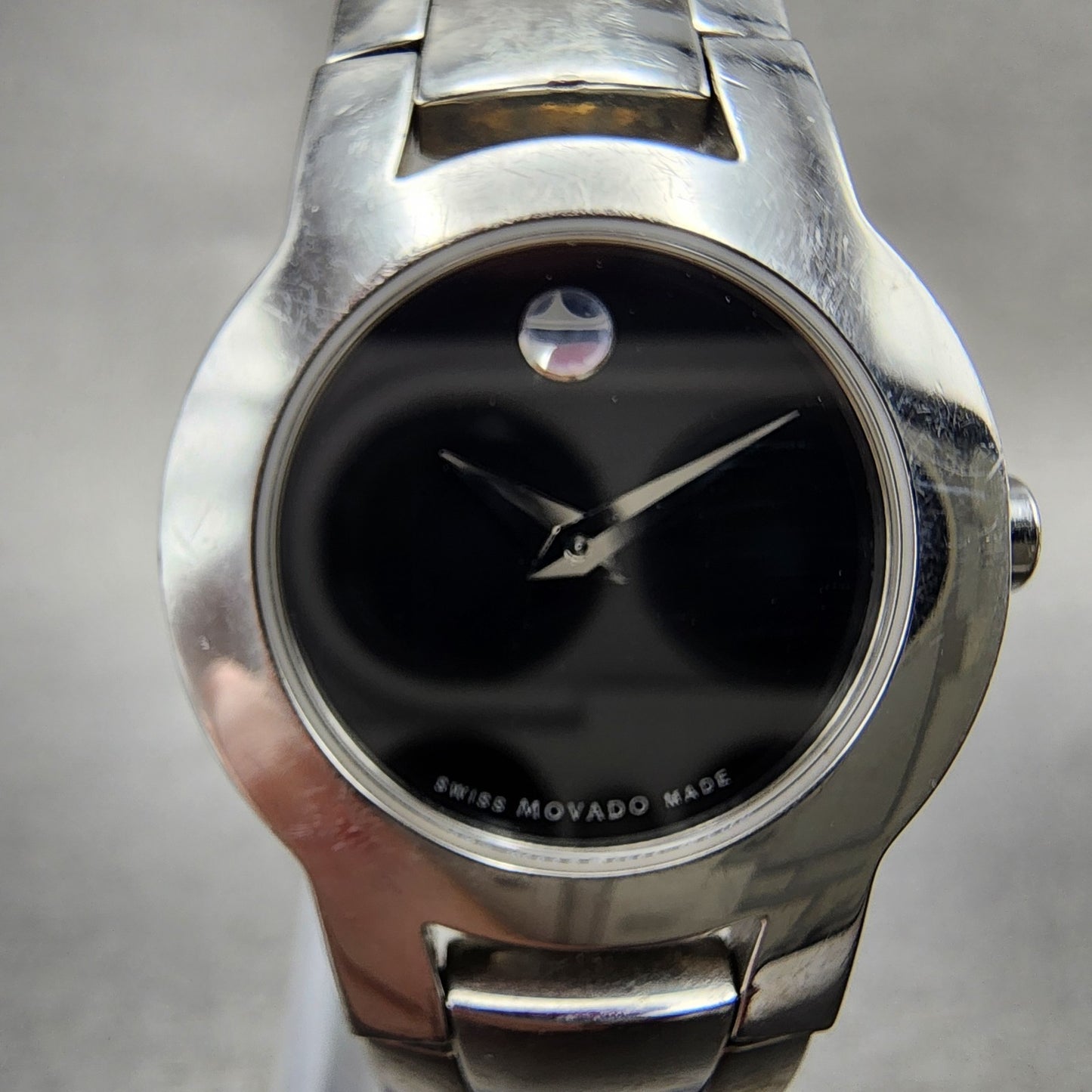 Movado Amorosa Watch Women 24m Black Dial Silver Tone Round 84 E4 1842 New BatNJ1