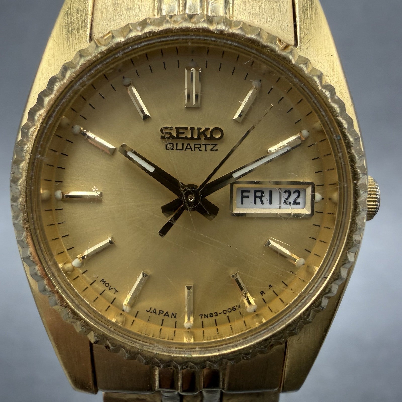 Seiko Watch Women 25mm Gold Dial Gold Tone Daydate Round 7N830041 New Battery1