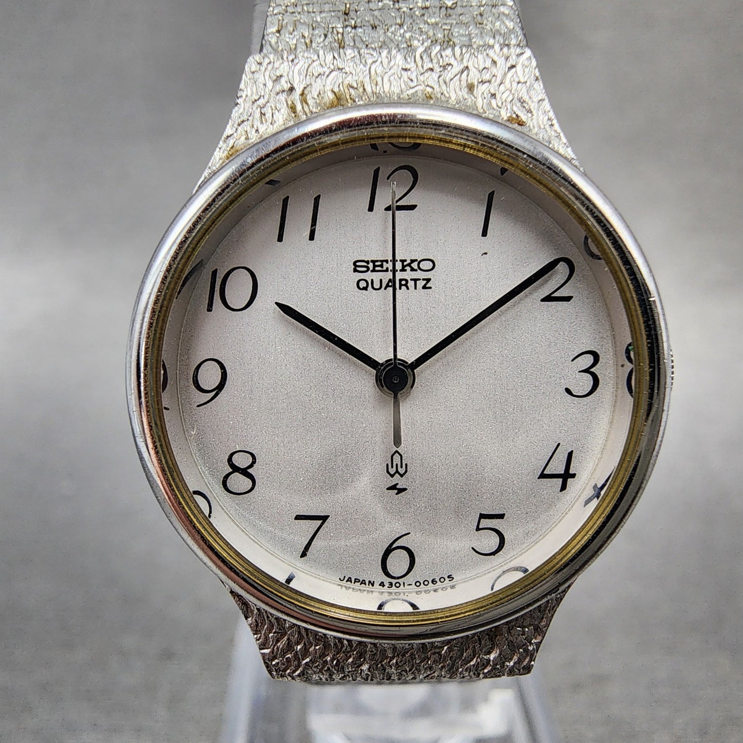 Seiko Watch Women 23mm Silver Dial Silver Tone Round 43010010 New Battery1