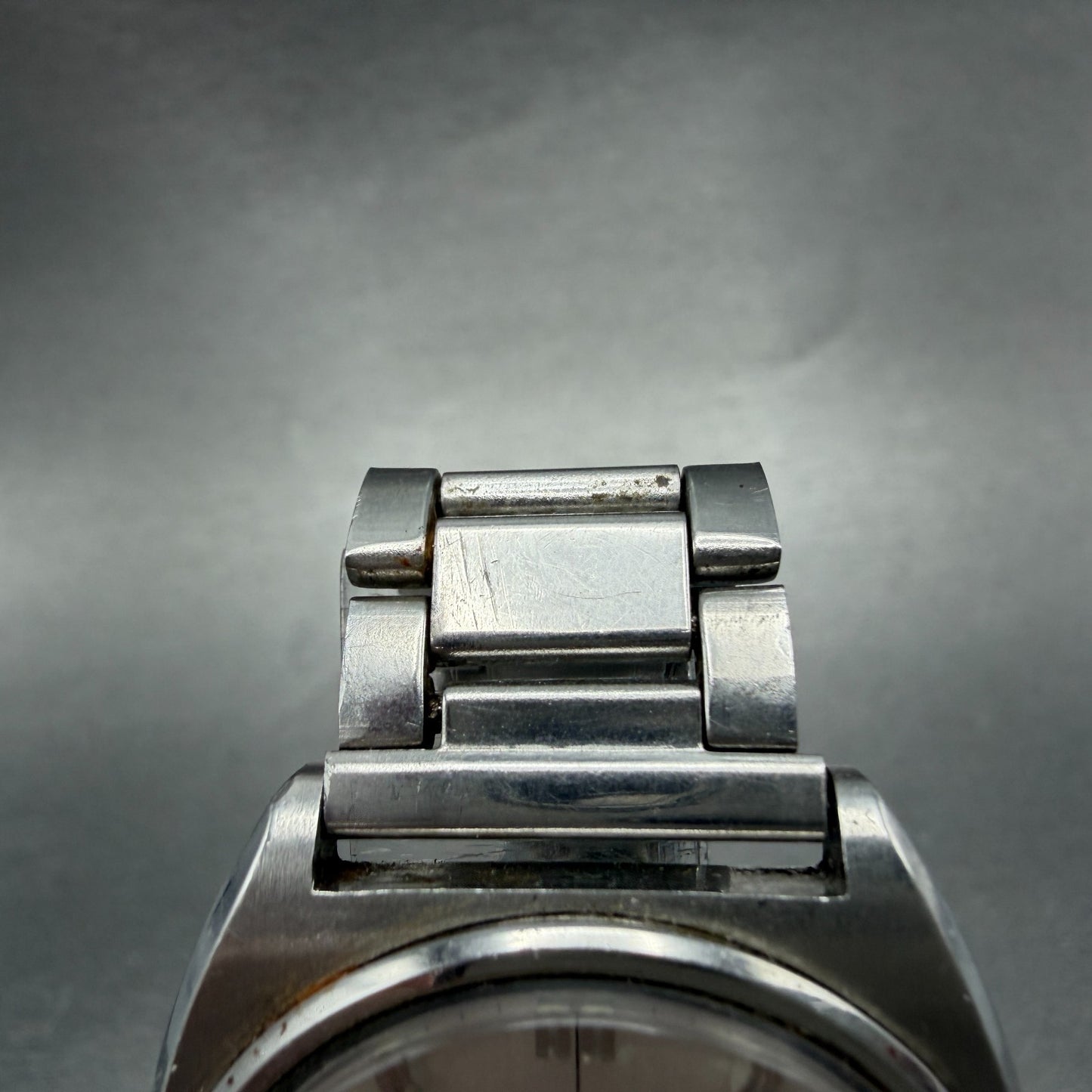 Seiko Lord Matic Watch Men 35mm Silver Dial Silver Tone Daydate 5606-7050 Runs4
