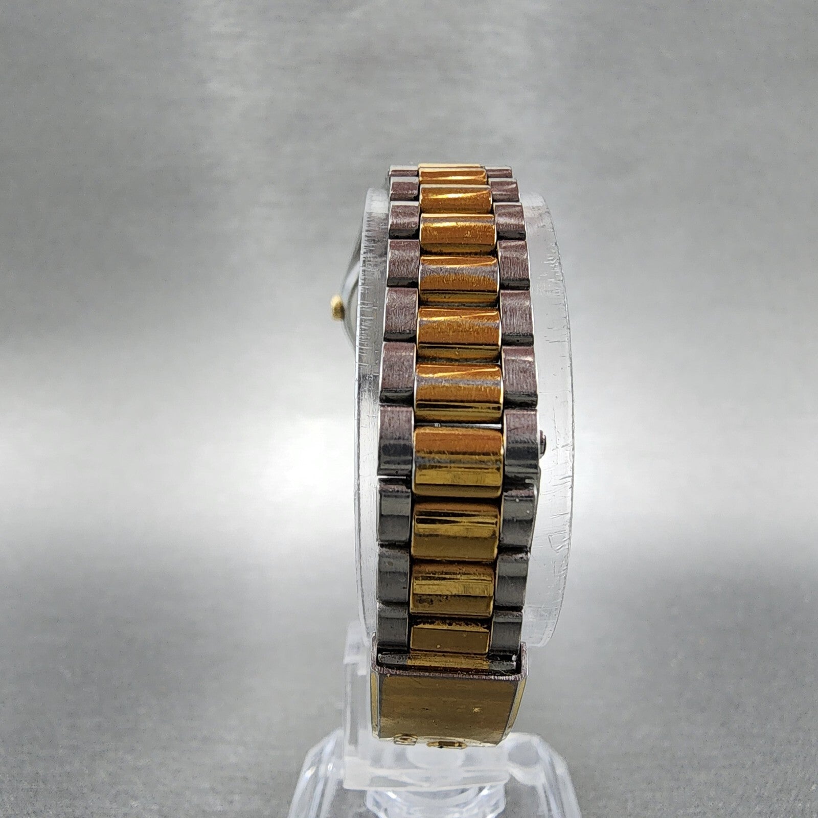 Seiko SQ Watch Women 24mm Gold Dial Two Tone Daydate Round 2A230030 New Battery7