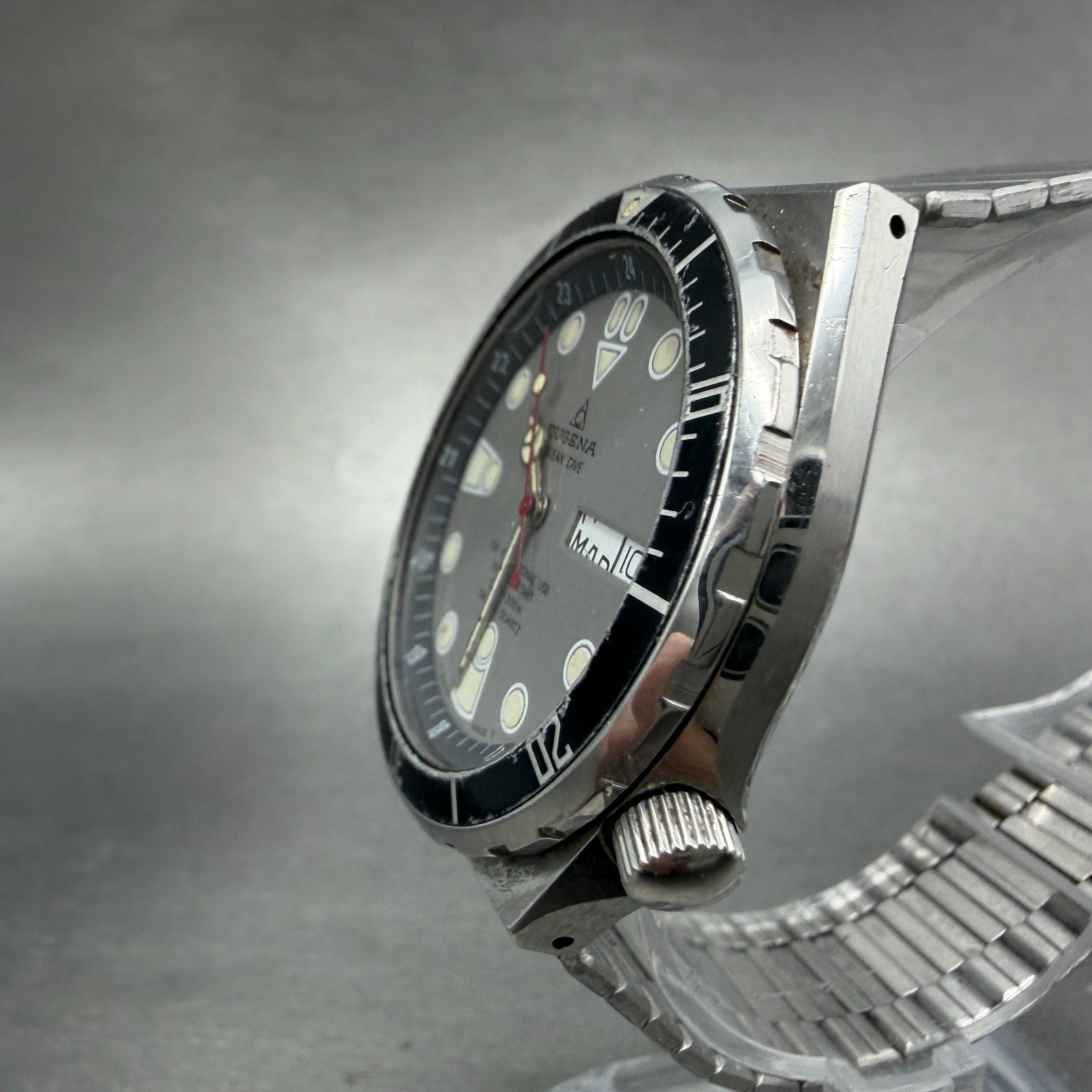 Dugena Ocean Dive Watch Men 39mm Silver Dial Steel Daydate 1.031.1.0.04 PARTS3