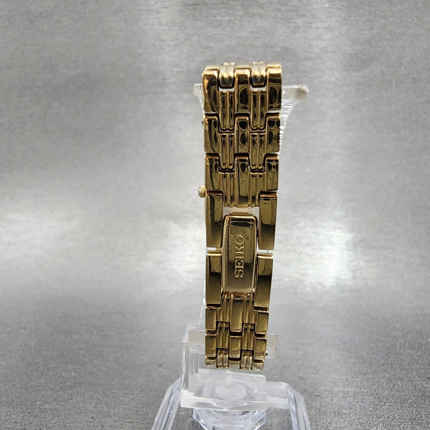 Seiko Tank Watch Women 16mm White Dial Gold Tone 1n010fh0 New Battery7