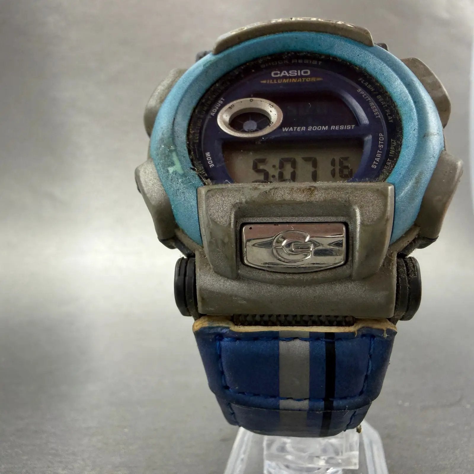 48223015