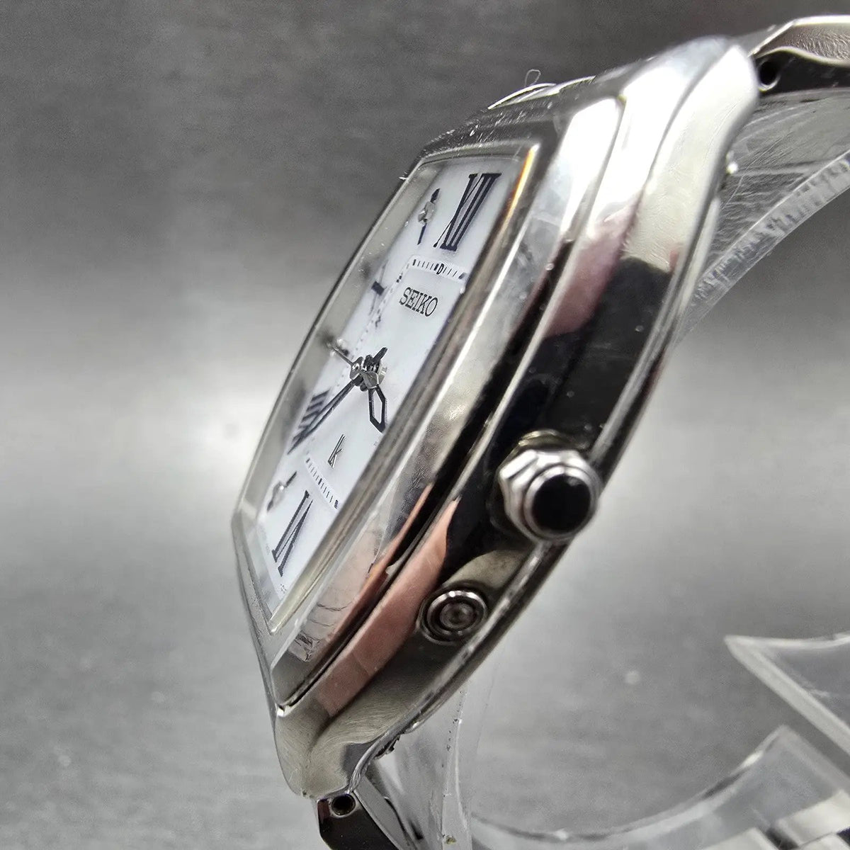 Seiko Lukia Atomic Solar Watch Women 25mm White Dial titanium 1B22-0CC0 PARTS3